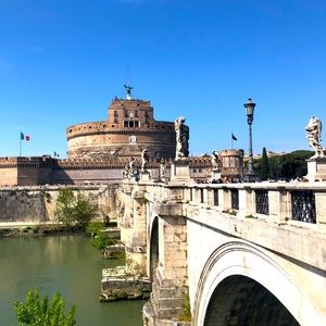 Meet your Posher, Elaina